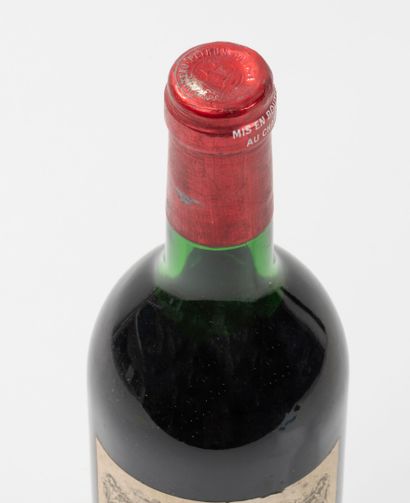 PETRUS
1 bottle, 1973.
Pomerol.
High shoulder...