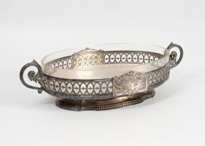 GALLIA
An openwork silver-plated oval bowl...