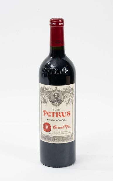 PETRUS
1 bottle, 2015.
Pomerol.
Neck level.
Small...