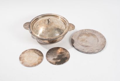 CHRISTOFLE
Silver-plated metal lot including:
-...