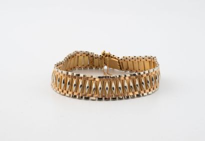 Bracelet articulé en or trois tons (750)...