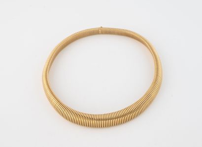 Collier tubogaz en or jaune (750) en chute....