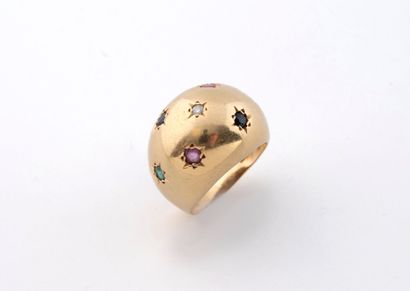 Bague jonc en or jaune (750) uni. 
Poids...