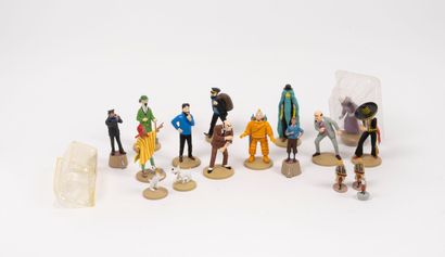 HERGE - MOULINSART
Set of resin figurines...