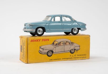 DINKY TOYS FRANCE
P. L. 17 Panhard blue Ref...