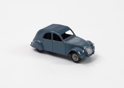 DINKY TOYS FRANCE
2 CV Citroën petrol blue...