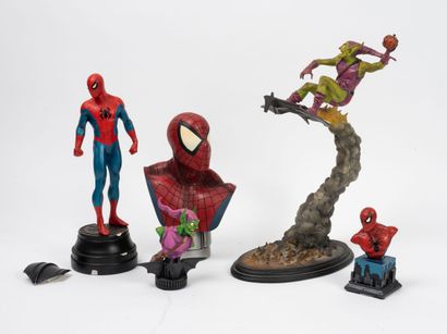 MARVEL
SET OF 18 FIGURES: 
* Lot of 4 Iron...