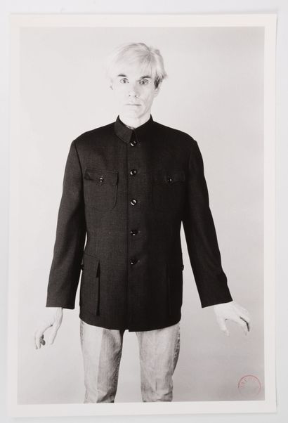 Christopher MAKOS (1948)
2 photographs :
-...