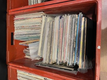 Lot of vinyl records.
In a case.
Scratches...