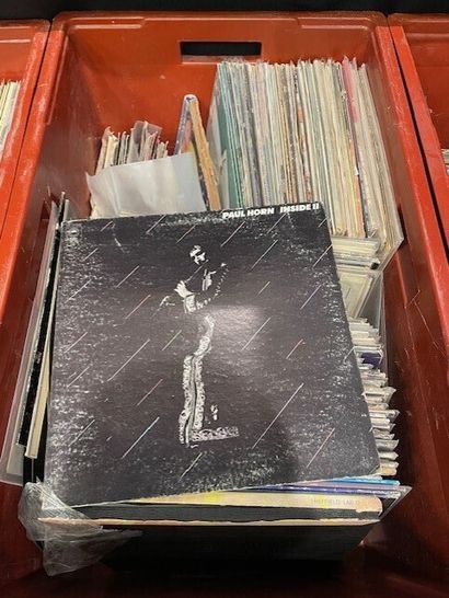 Lot of vinyl records.
In a case.
Scratches...
