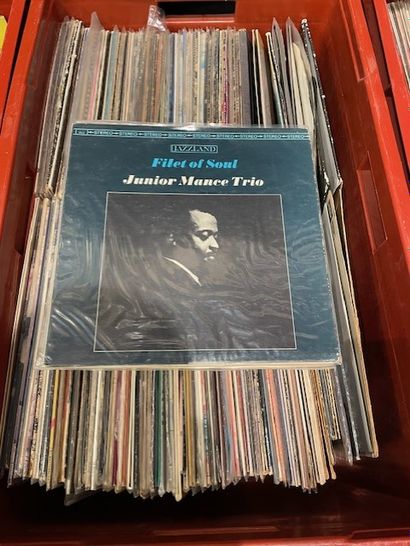 Lot of vinyl records.
In a case.
Scratches...