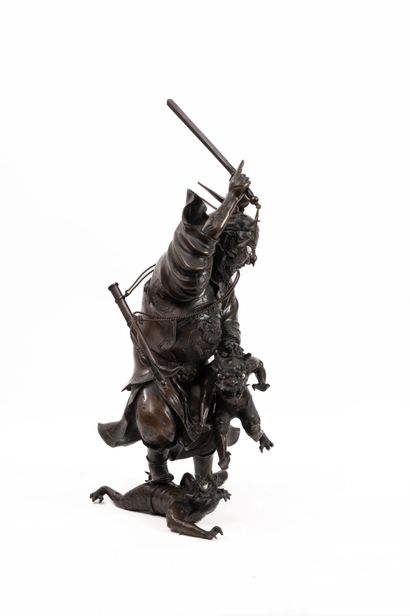JAPAN, Meiji period
Shoki holding a sword...