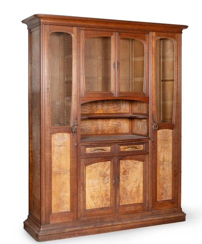 Eugène GAILLARD (1862-1933)
Dining room furniture,...