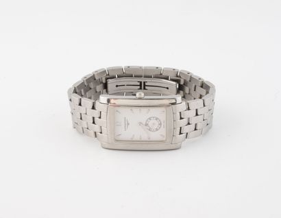 LONGINES
Men's wristwatch in steel. 
Rectangular...