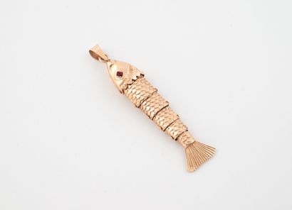Pendentif poisson en or (585), le corps mobile,...
