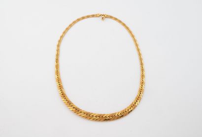 Collier en or jaune (750) maille gourmette...