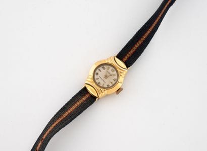 DISKO
Ladies' wristwatch, tonneau case in...