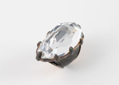 SWAROVSKI
Bague fantaisie en métal doré émaillée...