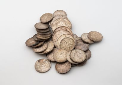 Lot de 38 pièces de monnaies : 
- 32 pièces...