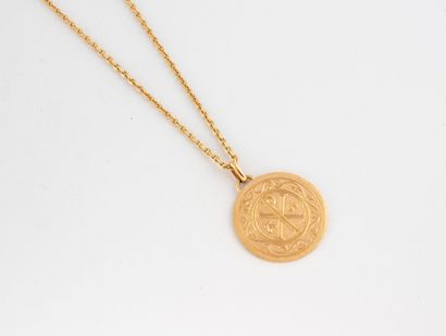 Yellow gold (750) forçat chain necklace and...