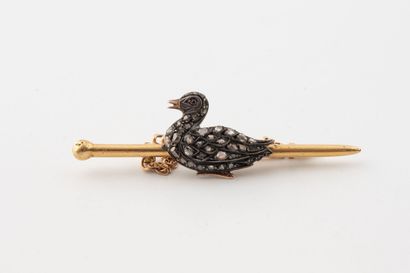 Broche barrette en or jaune (585) et argent...
