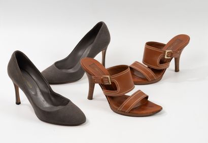 Sergio ROSSI
Lot including : 
- Pair of grey...
