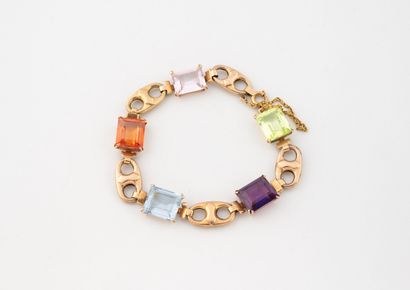 Bracelet en or jaune (750) à maille en huit...