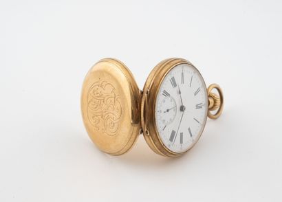 Yellow gold (750) gousset watch engraved...