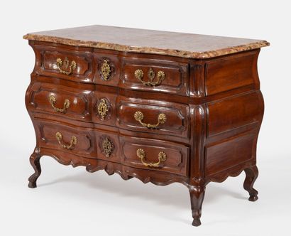 FRANCE, Louis XV period
Molded walnut chest...