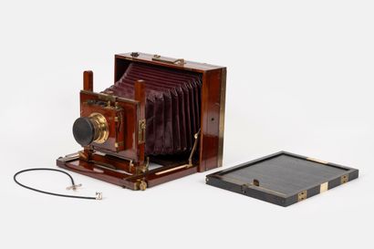 Grande chambre photographique en acajou Thornton-Pickard...
