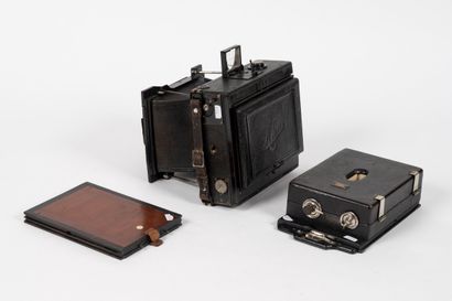Set of TWO 'Klapp' cameras.
- Klapp AFPI...