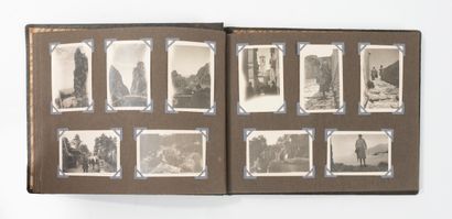 Fort lot de photographies de voyages, d'études...