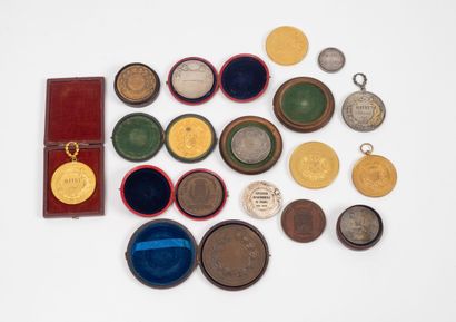 Lot of various medals from municipal, departmental...
