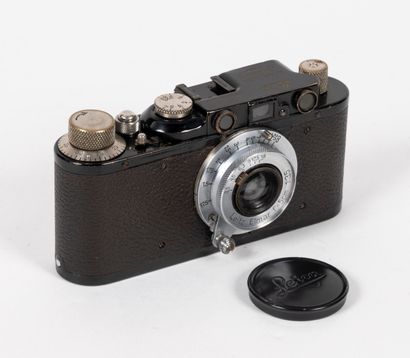 Appareil photographique Leitz Leica. Boitier...