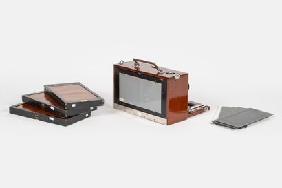 Appareil photographique stéréoscopique (9x18)...
