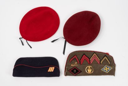 Lot including:
-Two red parachute berets.
-A...