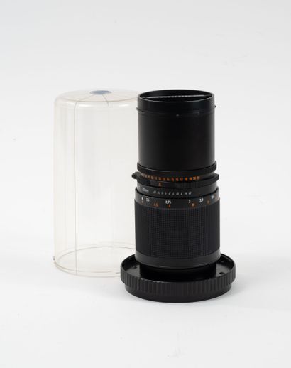 HASSELBLAD
Sonnar 5.6/250 mm lens.
In protective...