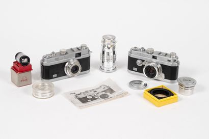 Ensemble de DEUX appareils photographiques...
