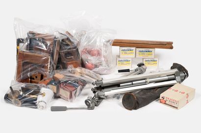 Two cases:
Important set of accessories,...