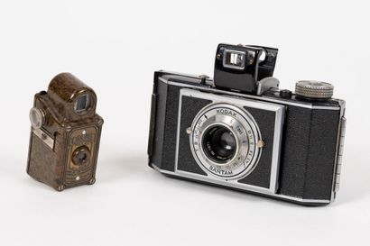 Set of SIX miscellaneous cameras.
- Kodak...