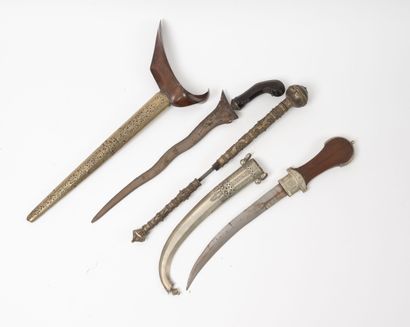 INDONESIA - NORTH AFRICA
Three wooden and...