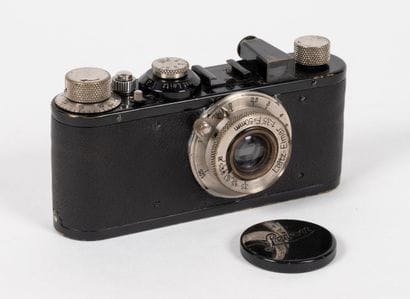 Appareil photographique Leitz Leica. Boitier...