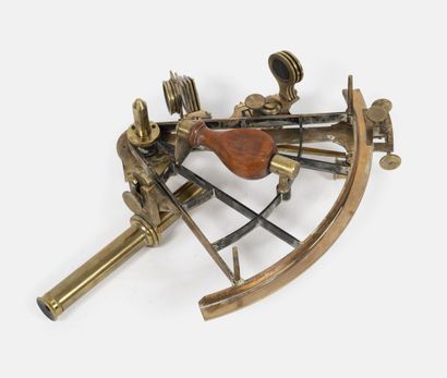 A. HURLIMMANN, Paris.
Sextant à lunette de...