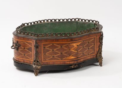 FRANCE, époque Napoléon III
- Jardinière...