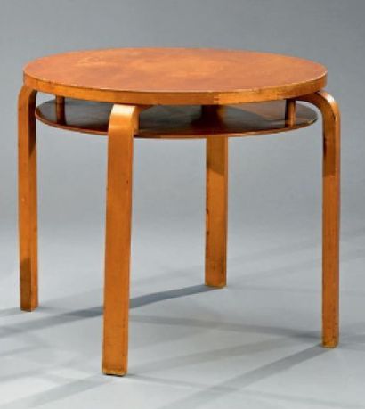 Alvar AALTO (1898-1976) - Edition ARTEK
Guéridon...