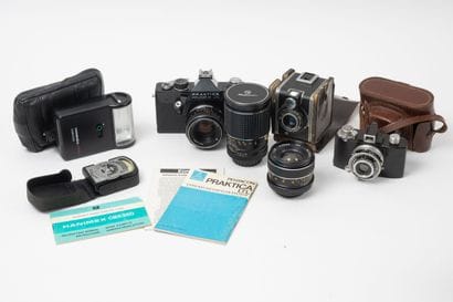 Miscellaneous photographic equipment and...