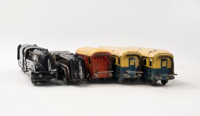 JEP
Lot gauge 0 including:
-Locomotive 120...