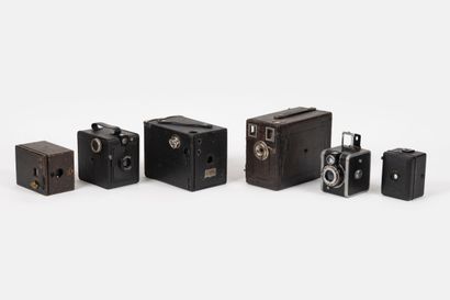 Set of TWELVE mostly BOX cameras, including...