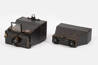 Set of TWO miscellaneous binocular cameras.
-...