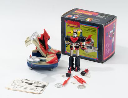 MATTEL Shogun, Goldorak and saucer. 1978....